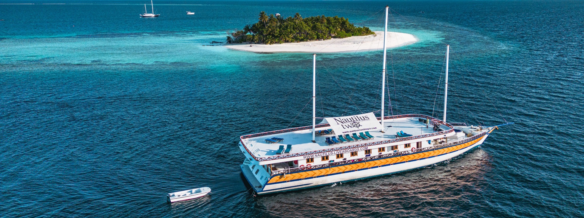 MALDIVES AND MORE